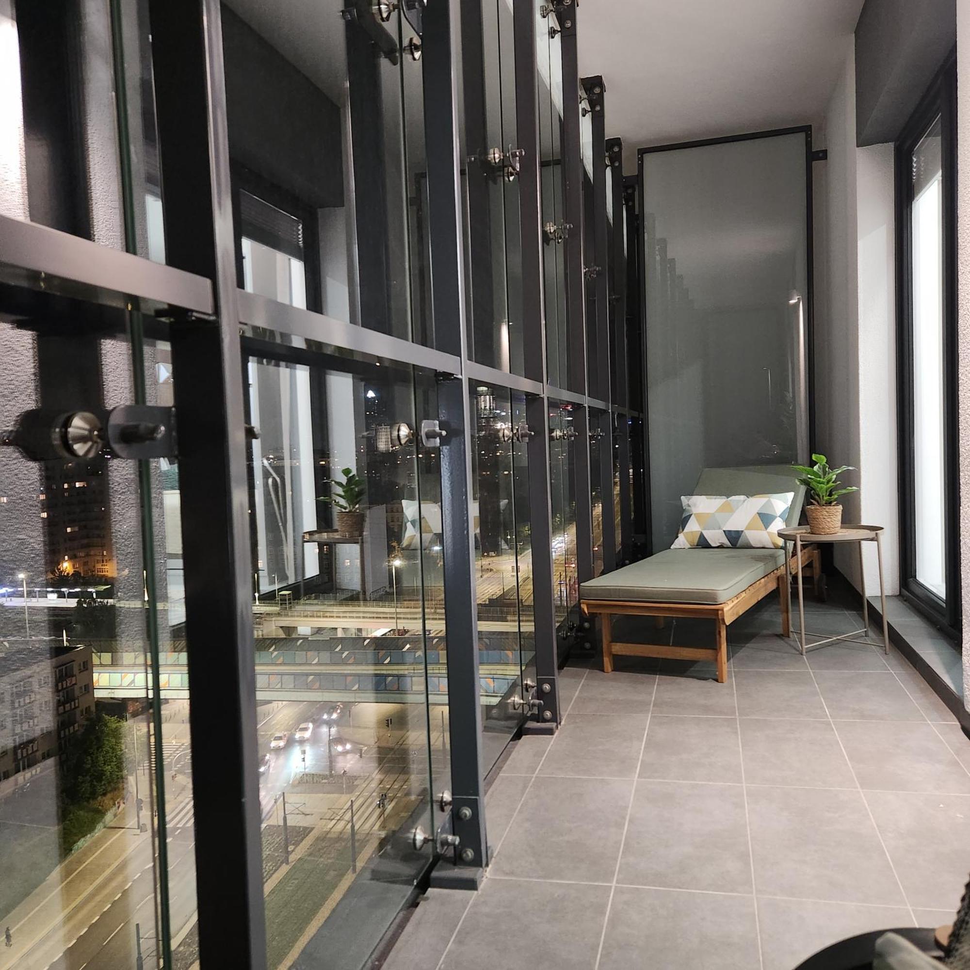 Luksusowy Apartament Bliska Wola Saba Varsovia Exterior foto