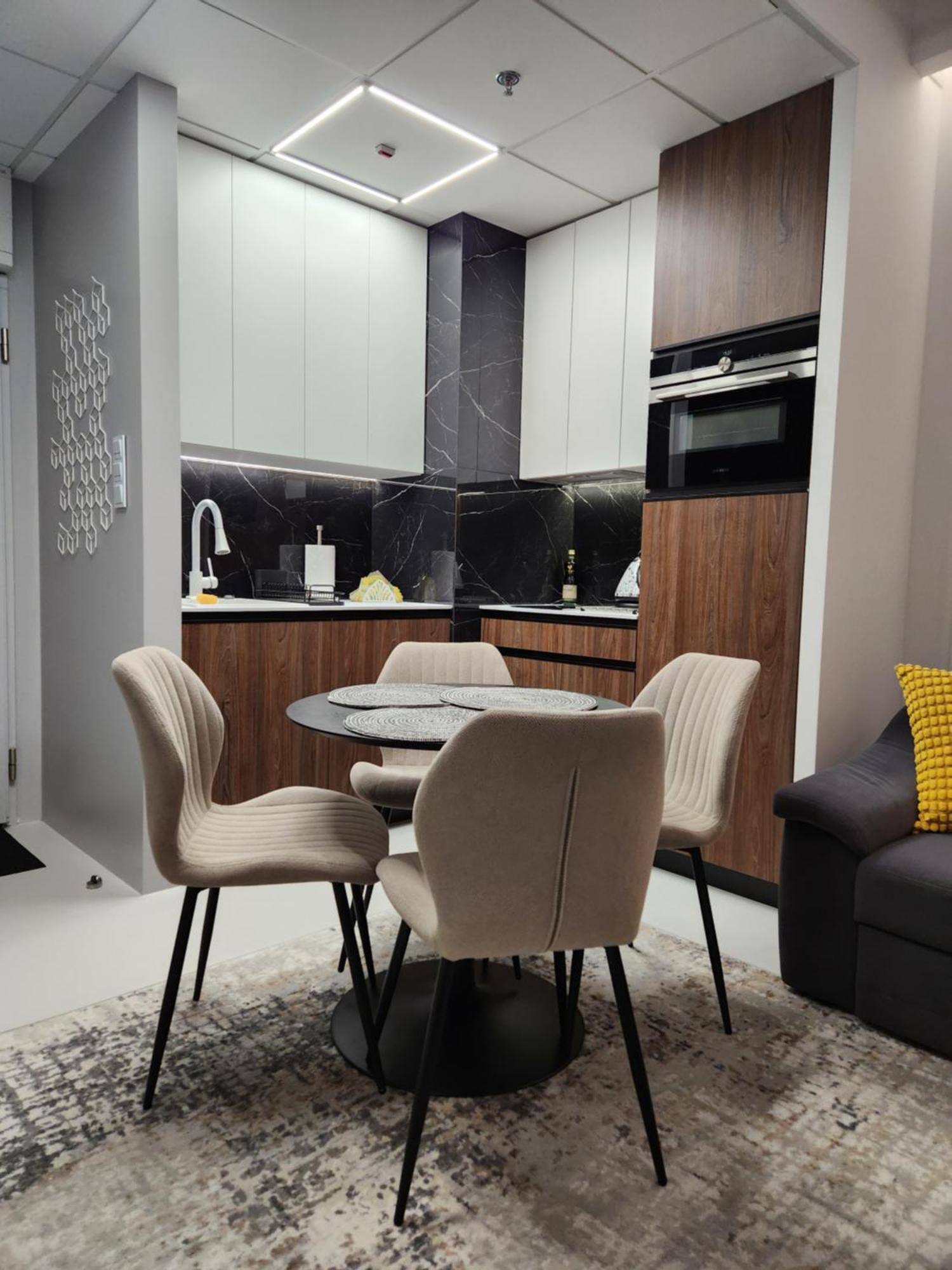 Luksusowy Apartament Bliska Wola Saba Varsovia Exterior foto